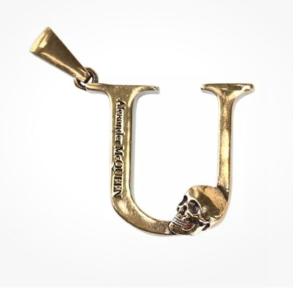 $159 Alexander McQueen Womens Alphabet 'U' Pendant NEW IN BOX - Picture 1 of 6